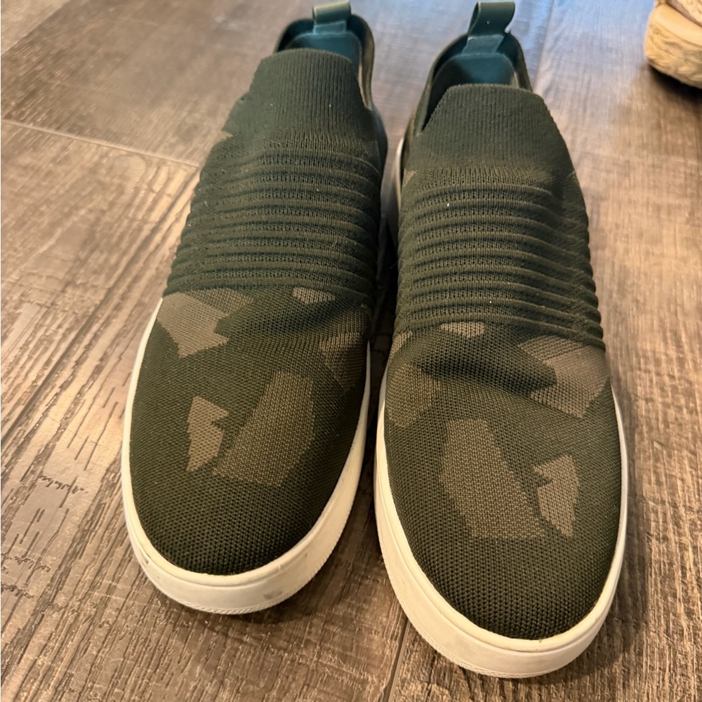 Steve Madden Slip-On Knit Women’s Sneakers in Camo